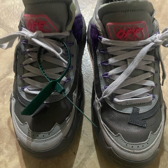 off white odsy 1000